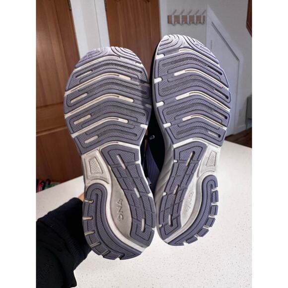 Brooks Women's 8.5 Anthem 6 Low Top Running Shoes Sneakers Black Purple Athletic - Picture 6 of 8